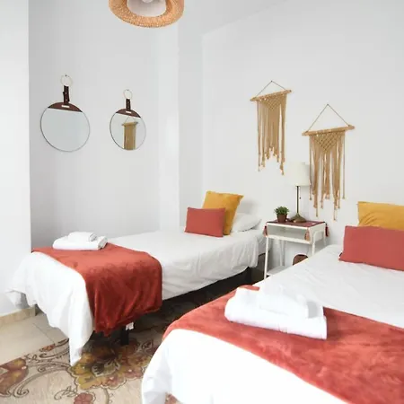 Center Nearby The +3bed +2bath +wifi Apartamento
